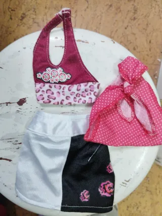 Lote Ropa Muñeca Nancy: Peto y Camiseta