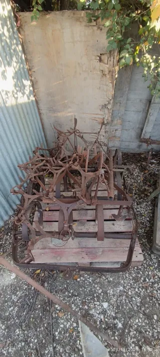 Antiguos aperos de labranza