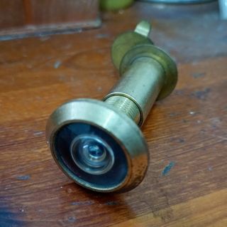 Mirilla visor puerta en latón pulido