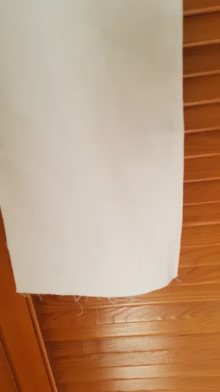 Pantalones vaqueros blancos cropped talla 42