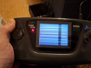 Consola Sega Game Gear + Transformador + Sonic