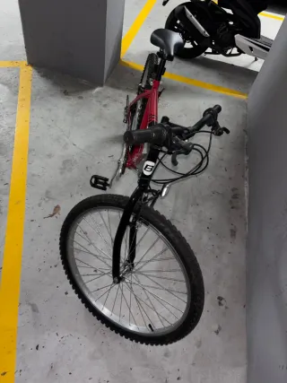 Bicicleta BTT BASIC Roja y Negra