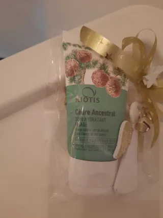 Crema viso Kiotis Cèdre Ancestral + gadget