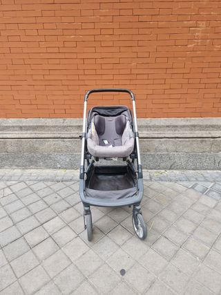 Cochecito de bebé y niño