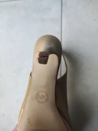 Tacones Michael Kors Talla 38 Beige