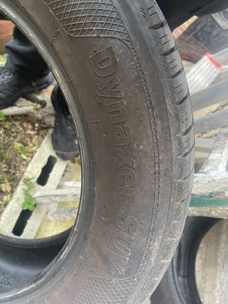 Neumático 225/60R17 99V