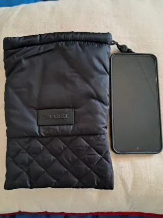 Bustina Chanel trapuntata nera