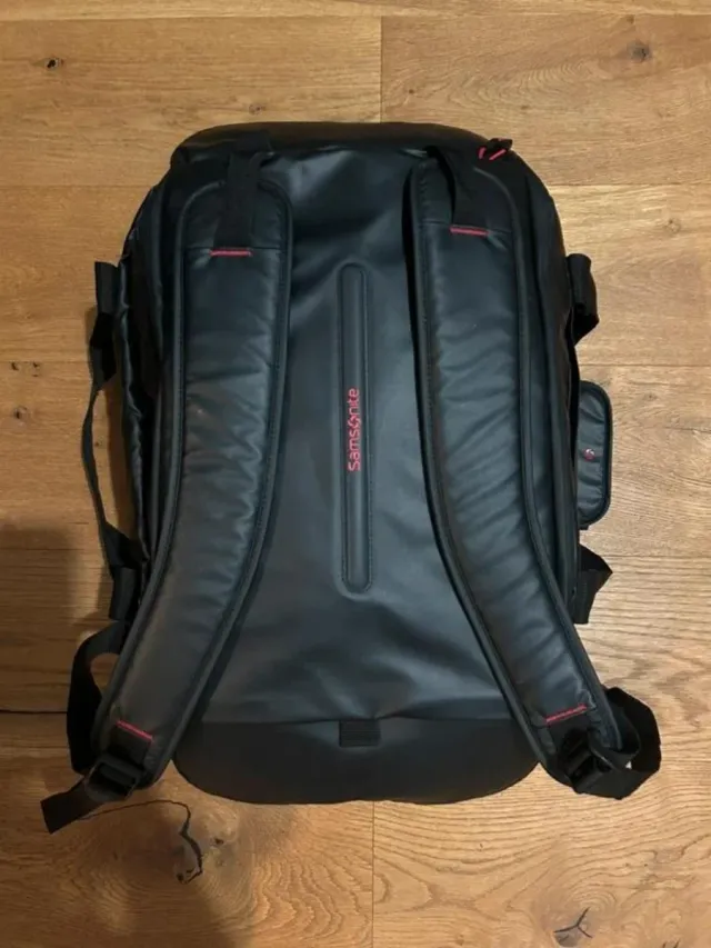 Mochila de viaje Samsonite negra