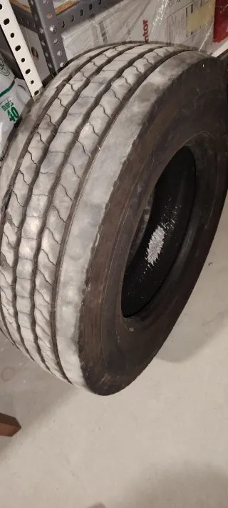 Rueda Camión 245/70 R17.5