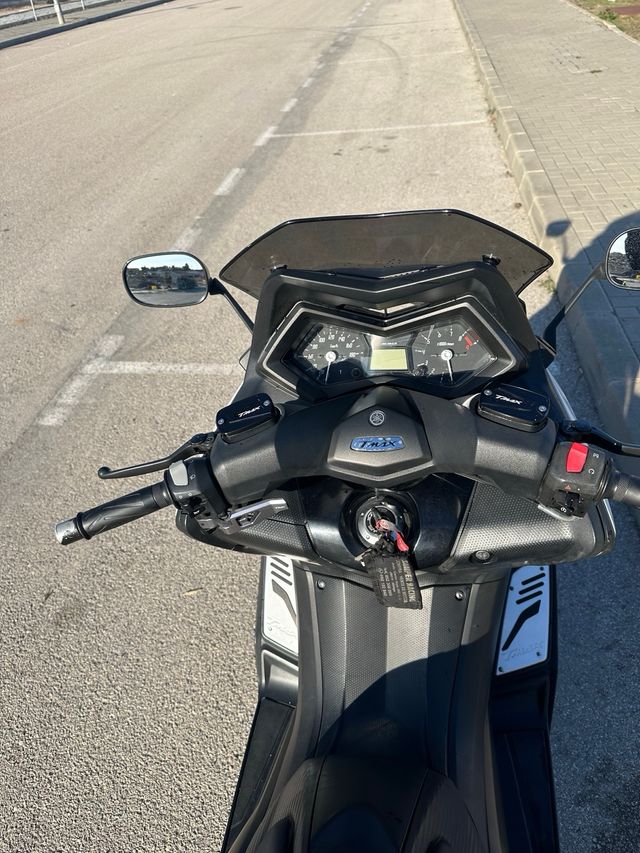 Yamaha Tmax 530