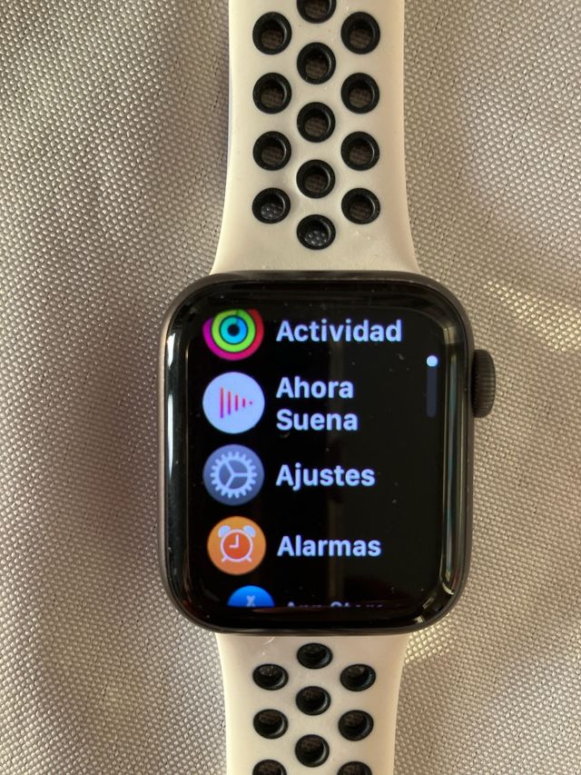 Apple Watch SE 1era generación (2020 40mm GPS)