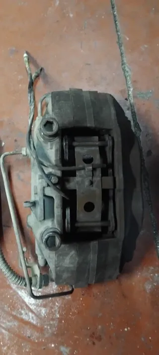 Pinzas Brembo Radial 4 Pistones delanteras