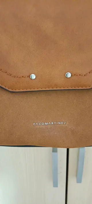 Bolso marrón nuevo sin etiqueta