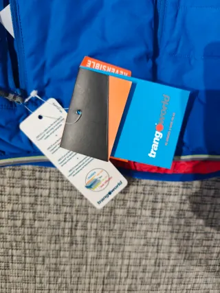 Abrigo niño Trango Kibo reversible. Talla 8-10