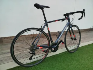 Bicicleta de carretera Lapierre Sensium AL 200