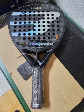 Pala pádel Bullpadel Hack 03 24