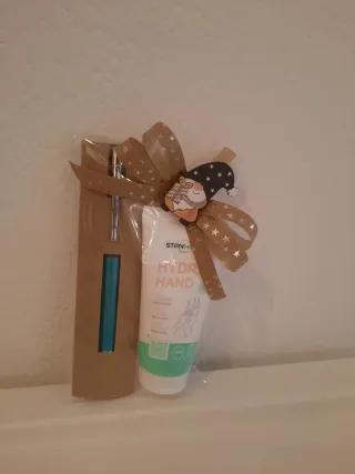 Set crema mani Stanhome con penna