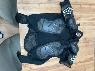 Espaldera Protectora Fox Negra