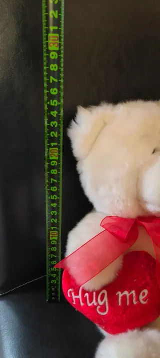 Peluche Ursinho Hug Me Coração Vermelho