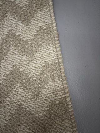 Alfombra pequeña chevron beige