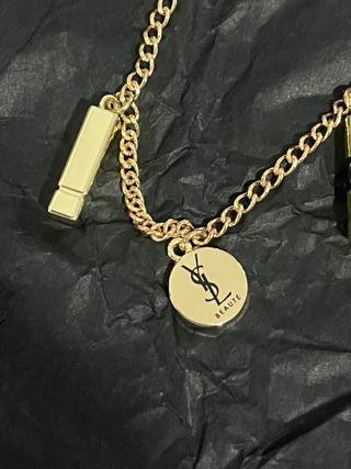 Braccialetto con ciondolo bellissimo