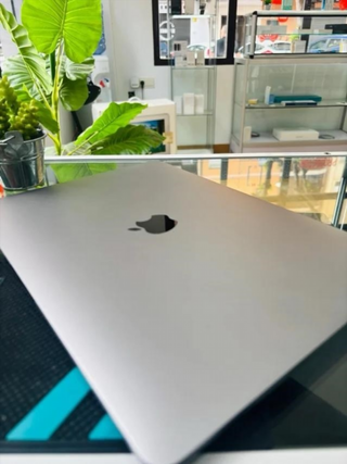 MacBook Air 13 2020 8GB 512GB Gris