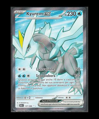 Carta Pokémon TCG "Kyurem Full Art Holo AR 157"