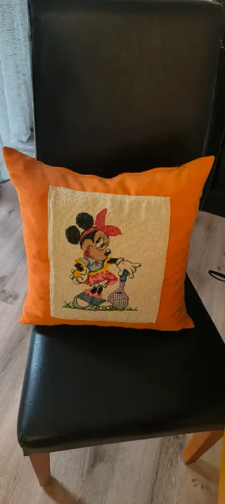 Almofada Minnie Mouse com Raquete