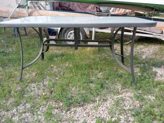 Mesa de jardín cristal y metal