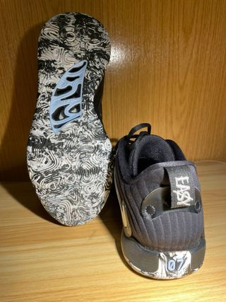 Nike KD15 Refugee Talla 41