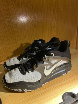 Nike KD15 Refugee Talla 41
