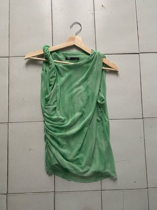 Top Zara verde M