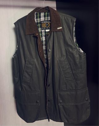 Chaqueta FORECAST verde oliva sin mangas