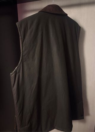 Chaqueta FORECAST verde oliva sin mangas