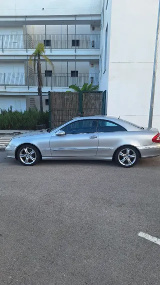 Mercedes-Benz  CLK 2004