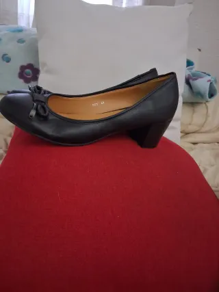 Manoletinas negras tacón grueso