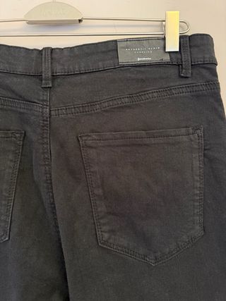Vaqueros Stradivarius Mujer Talla S/36 Negro