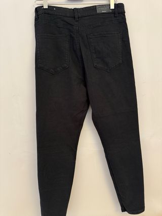 Vaqueros Stradivarius Mujer Talla S/36 Negro