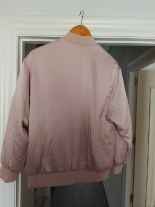Abrigo bomber rosa Zara