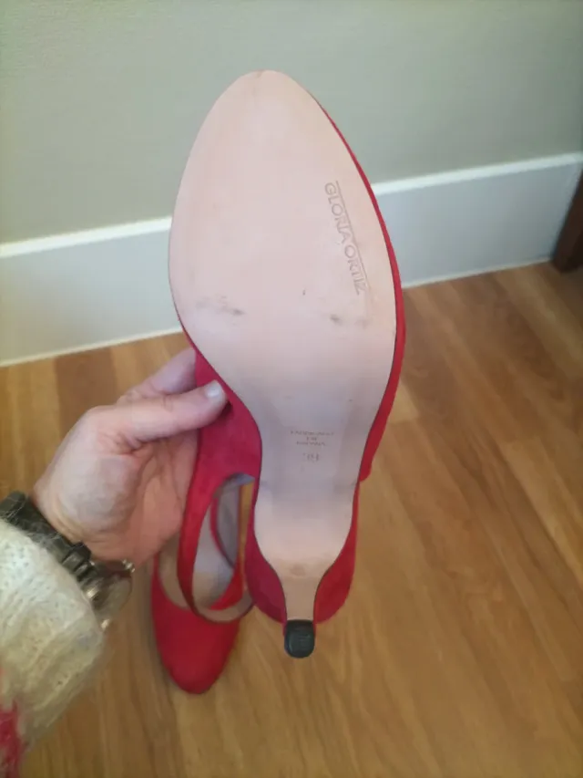 Zapatos de tacón rojos talla 38