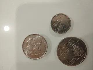 Lotto di 3 monete: Aruba, Canada, 10 centesimi
