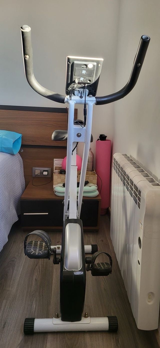 Bicicleta Estática Blanca