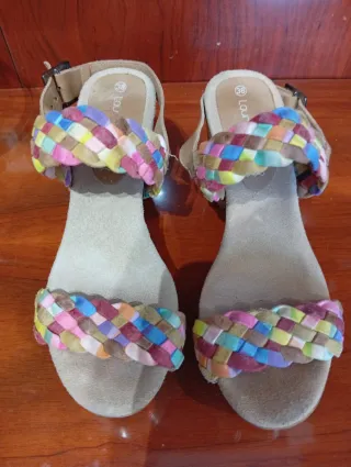 Sandalias tacón multicolor talla 38