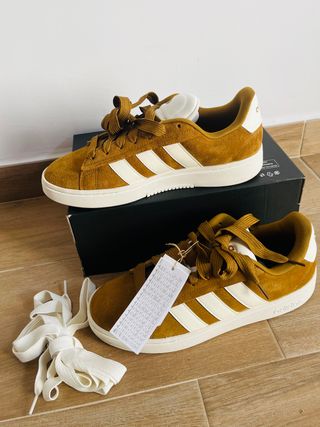 Zapatillas Adidas Court Marrones Talla 44.5