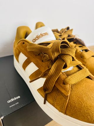 Zapatillas Adidas Court Marrones Talla 44.5