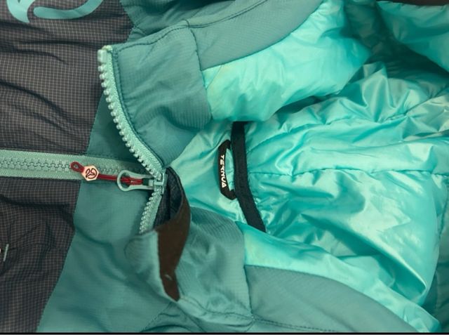 Plumífero Ternua alta montaña azul