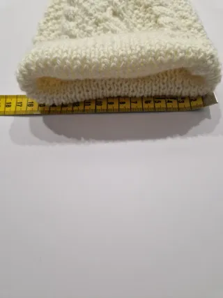 Berretto lana bambina con pompon