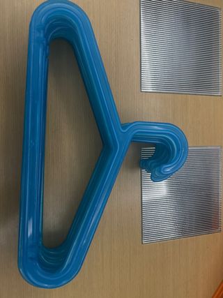 15 Perchas Ikea Azules de Plástico