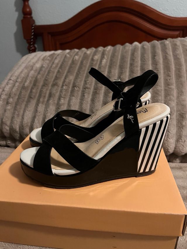 Cuñas Menbur Negras