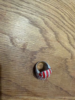 Anillo de fantasía nuevo